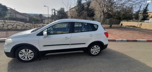 סוזוקי SX4 קרוסאובר (2014)