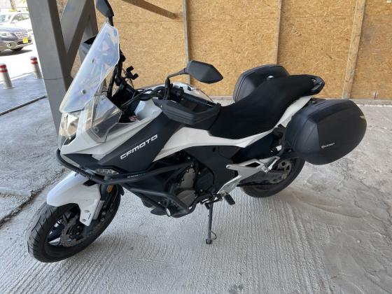 CF MOTO 650MT (2021)