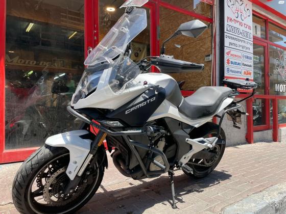 CF MOTO 650MT (2021)