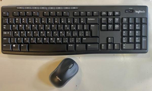 עכבר ומקלדת אלחוטיים Logitech