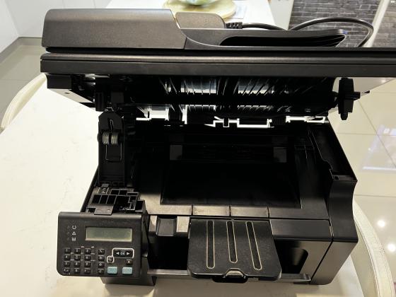 HP LaserJet Pro M1212nf Multifunctionמד...