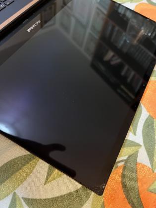 ASUS ZenBook Flip S13 המחשב