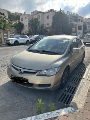 הונדה סיוויק סדאן החדשה LS אוט' 1.8 (140 כ''ס) בנזין 2008 למכירה בירושלים