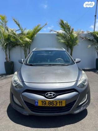 יונדאי i30 Inspire סטיישן אוט' 1.6 (135 כ"ס) בנזין 2013 למכירה בראשון לציון