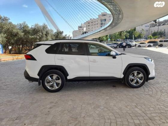 טויוטה RAV4 ארוך Extreme אוט' 2.0 (175 כ''ס) בנזין 2020 למכירה בירושלים