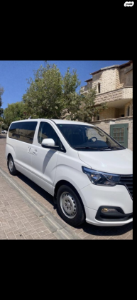 יונדאי i800 GLS CRDI מיניבוס אוט' דיזל 8 מק' 2.5 (170 כ"ס) דיזל 2018 למכירה בירושלים