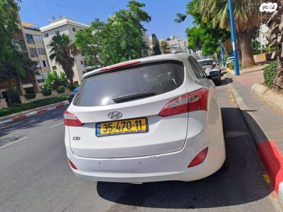 יונדאי i30 Inspire סטיישן אוט' 1.6 (135 כ"ס) בנזין 2013 למכירה באשדוד