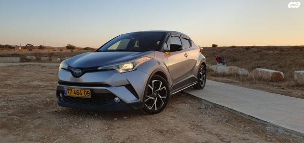 טויוטה C-HR Chic הייבריד אוט' 1.8 (98 כ"ס) בנזין 2017 למכירה באופקים