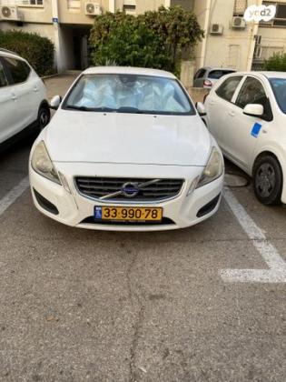 וולוו S60 T4 Kinetic אוט' 1.6 (180 כ''ס) בנזין 2011 למכירה בחיפה