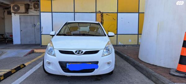 יונדאי i20 Inspire אוט' 1.4 (100 כ"ס) [2009-2015] בנזין 2012 למכירה בחיפה