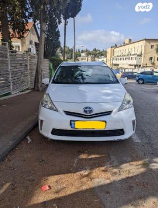 טויוטה פריוס פלוס הייבריד Luxury אוט' 1.8 (99 כ"ס) בנזין 2014 למכירה בחיפה