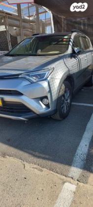 טויוטה RAV4 הייבריד E-xperience הייבריד 5 דל' אוט' 2.5 (178 כ''ס) בנזין 2018 למכירה בתל אביב יפו