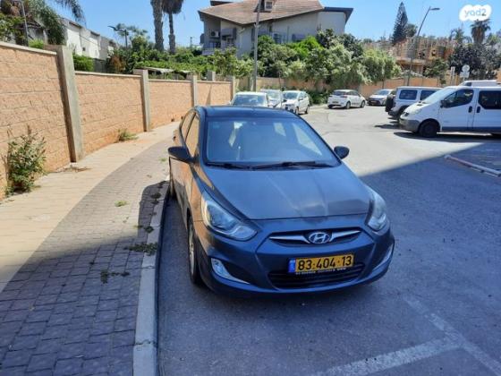 יונדאי i25 Premium אוט' 1.6 (124 כ"ס) בנזין 2012 למכירה בראשון לציון