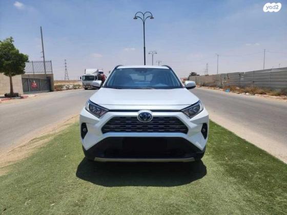 טויוטה RAV4 הייבריד E-xperience הייבריד 5 דל' אוט' 2.5 (178 כ''ס) בנזין 2023 למכירה בבאר שבע