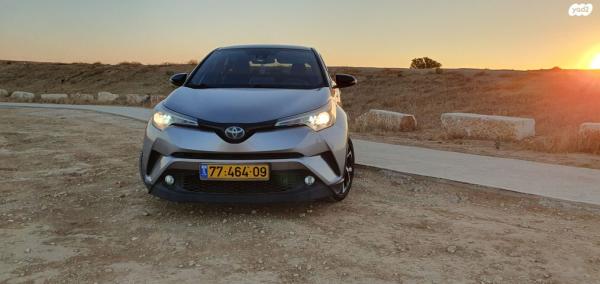 טויוטה C-HR Chic הייבריד אוט' 1.8 (98 כ"ס) בנזין 2017 למכירה באופקים