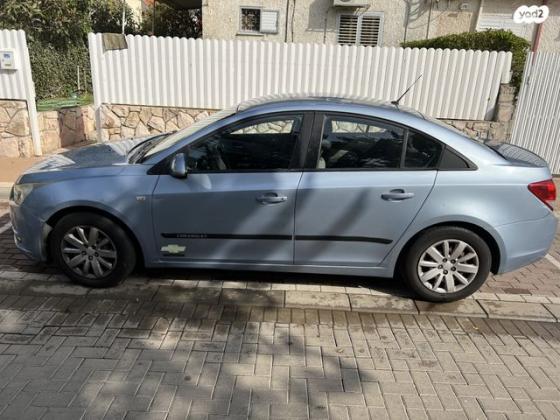 שברולט קרוז LS סדאן אוט' 1.6 (112 כ"ס) בנזין 2010 למכירה בהרצליה