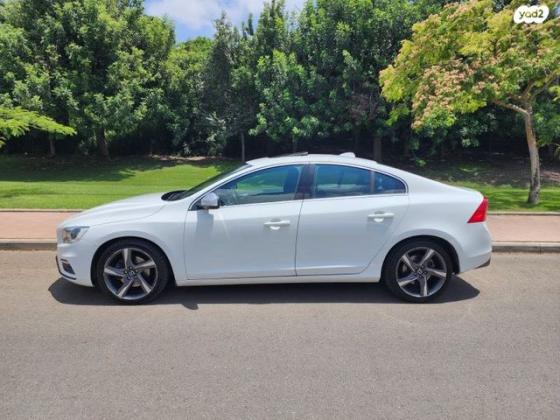 וולוו S60 T5 R-Design Plus אוט' 2.0 (245 כ"ס) בנזין 2015 למכירה באבן יהודה