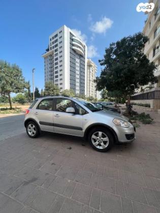 סוזוקי SX4 GLX הצ'בק אוט' 1.6 (120 כ"ס) בנזין 2013 למכירה בגני תקווה