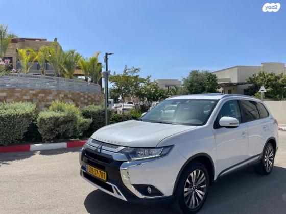 מיצובישי אאוטלנדר Instyle אוט' 7 מק' 2.0 (150 כ"ס) בנזין 2019 למכירה בשוהם