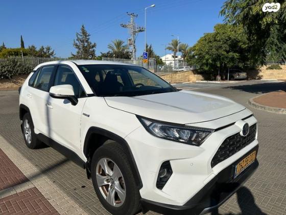 טויוטה RAV4 הייבריד E-xperience הייבריד 5 דל' אוט' 2.5 (178 כ''ס) בנזין 2019 למכירה בראשון לציון