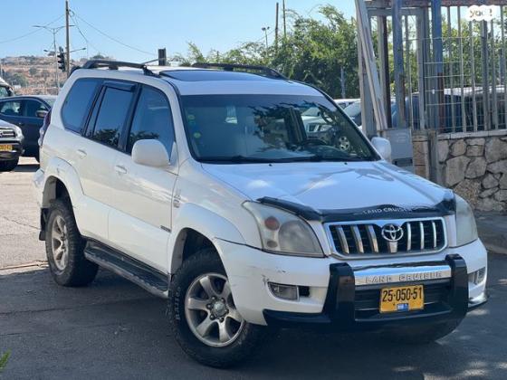 טויוטה לנד קרוזר ארוך 4X4 Luxury אוט' דיזל 8 מק' 3.0 (166 כ''ס) דיזל 2003 למכירה בירושלים