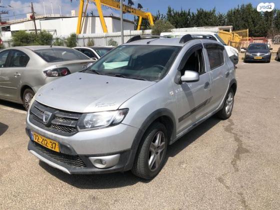 דאצ'יה סנדרו Stepway Laureate אוט' טורבו בנזין 0.9 (90 כ"ס) בנזין 2016 למכירה בפתח תקווה