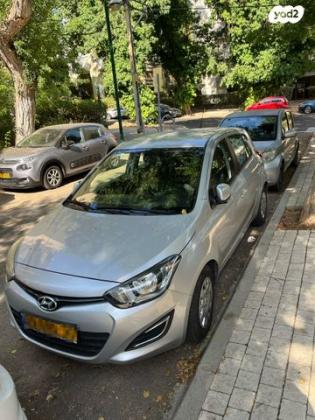 יונדאי i20 Insight אוט' 1.4 (100 כ"ס) בנזין 2014 למכירה בכפר סבא