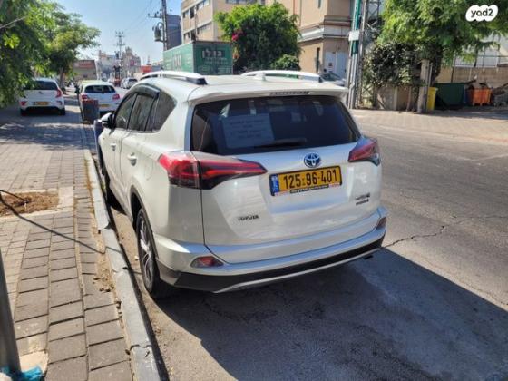 טויוטה RAV4 ארוך Emotion-Q אוט' 2.0 (175 כ''ס) בנזין 2018 למכירה בראשון לציון