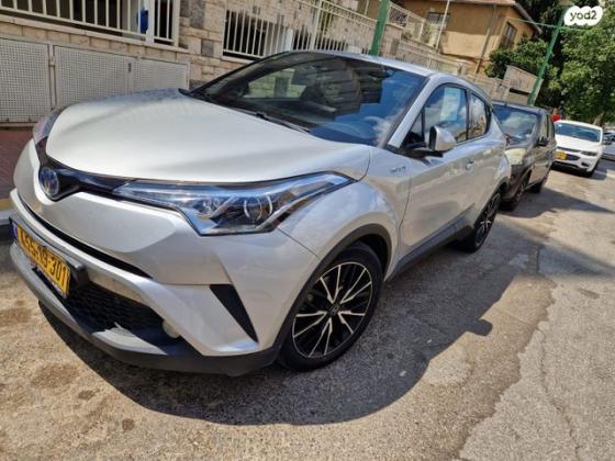 טויוטה C-HR Concept הייבריד אוט' 1.8 (98 כ"ס) בנזין 2018 למכירה בפתח תקווה