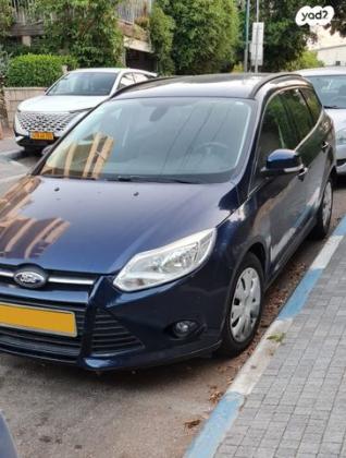 פורד פוקוס Trend סטיישן אוט' 1.6 (125 כ''ס) בנזין 2012 למכירה בגבעתיים