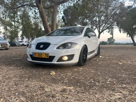 סיאט לאון Le Copa Plus אוט' 5 דל' 1.8 (160 כ"ס) בנזין 2012 למכירה במעלה אדומים