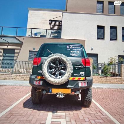 ניסאן טראנו קצר 4X4 SR ידני 2.4 (118 כ''ס) בנזין 2002 למכירה ביקנעם