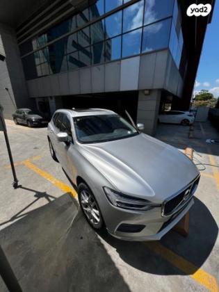 וולוו XC60 Momentum אוט' 2.0 (190 כ''ס) בנזין 2020 למכירה באלוני אבא