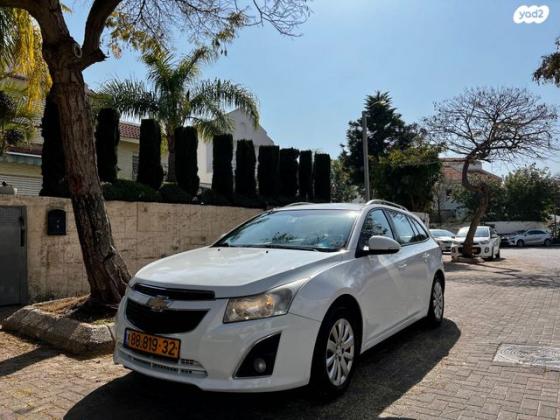 שברולט קרוז LT Turbo סטיישן אוט' 1.4 (140 כ''ס) בנזין 2015 למכירה בנתניה