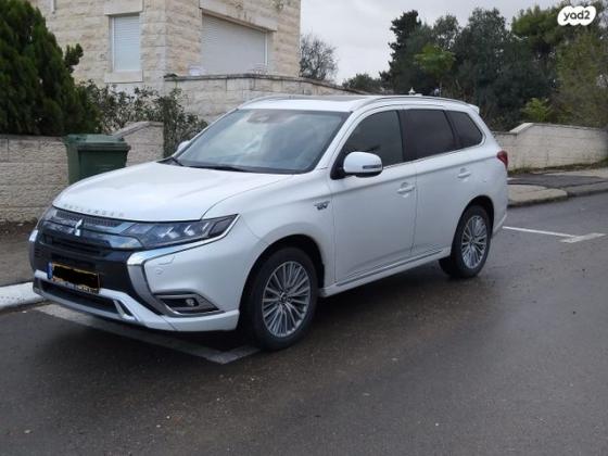 מיצובישי אאוטלנדר PHEV 4X4 Luxury הייבריד אוט' 5 מק' 2.4 (135 כ''ס) היברידי חשמל / בנזין 2021 למכירה במבשרת ציון