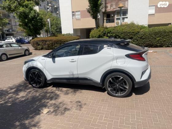 טויוטה C-HR GR Sport אוט' 1.8 (98 כ''ס) בנזין 2021 למכירה בנתניה