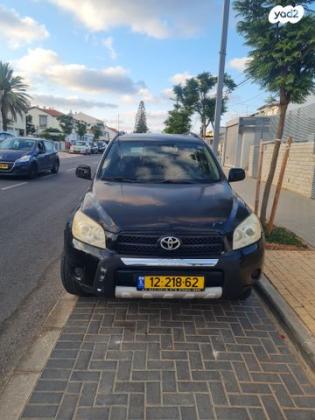 טויוטה RAV4 ארוך 4X4 GLI אוט' 2.0 (152 כ''ס) בנזין 2007 למכירה בהרצליה