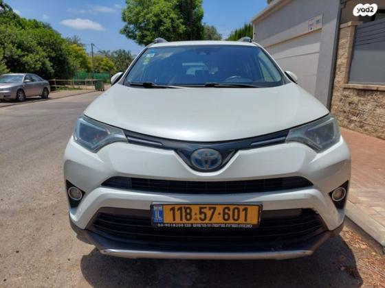 טויוטה RAV4 הייבריד Premium הייבריד אוט' 2.5 (155 כ''ס) בנזין 2018 למכירה בנהריה