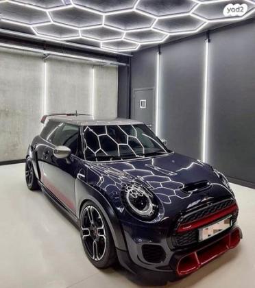 מיני JCW Wired אוט' 2 דל' 2.0 (306 כ''ס) בנזין 2021 למכירה בהרצליה