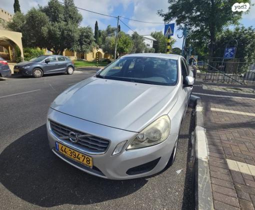 וולוו S60 T5 Business אוט' 2.0 (245 כ''ס) בנזין 2013 למכירה במעלות תרשיחא