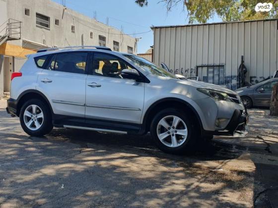 טויוטה RAV4 ארוך 4X4 GLI MC אוט' 2.0 (152 כ"ס) בנזין 2014 למכירה בעפולה