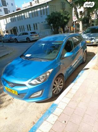 יונדאי i30 Inspire סטיישן אוט' 1.6 (135 כ"ס) בנזין 2014 למכירה ברמת גן