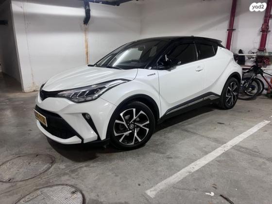 טויוטה C-HR Chic הייבריד אוט' 1.8 (98 כ"ס) בנזין 2020 למכירה בהוד השרון