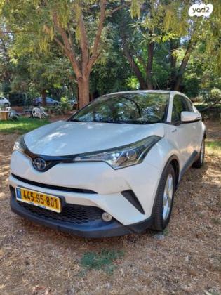 טויוטה C-HR City הייבריד אוט' 1.8 (98 כ"ס) בנזין 2018 למכירה בראשון לציון