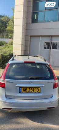 יונדאי i30CW Inspire סטיישן אוט' 1.6 (126 כ''ס) בנזין 2012 למכירה בכרמיאל