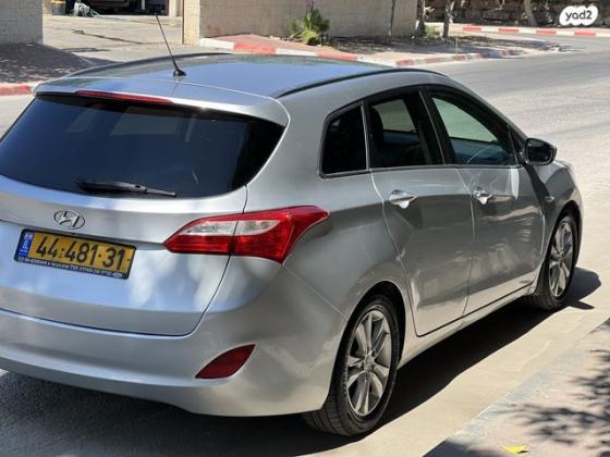 יונדאי i30 Inspire סטיישן אוט' 1.6 (135 כ"ס) בנזין 2014 למכירה בירושלים