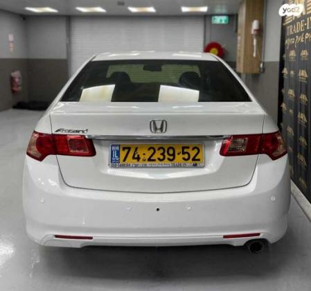 הונדה אקורד Luxury אוט' 2.0 (156 כ''ס) בנזין 2013 למכירה בראשון לציון