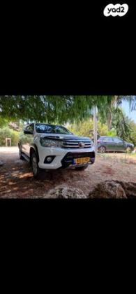 טויוטה היילקס 4X4 4X4 Adventure דאבל קבינה אוט' דיזל 2.4 (150 כ''ס) דיזל 2019 למכירה בשייח' דנון