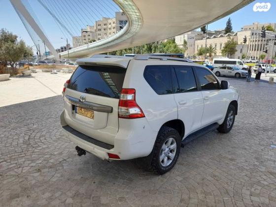 טויוטה לנד קרוזר ארוך 4X4 Luxury אוט' דיזל 7 מק' 3.0 (190 כ''ס) דיזל 2014 למכירה בירושלים