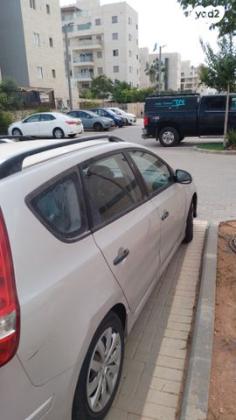 יונדאי i30CW Inspire סטיישן אוט' 1.6 (126 כ''ס) בנזין 2011 למכירה בחדרה